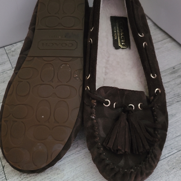 Coach Flats Moccasin Shoes Brown Gold Worn Once Size 6.5 Woman's - Picture 7 of 9